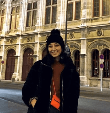 Aybüke Gülen Taşarslan